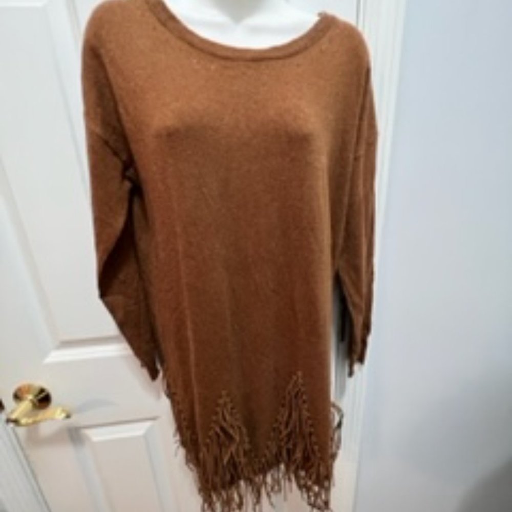 Active USA size small tan sweater